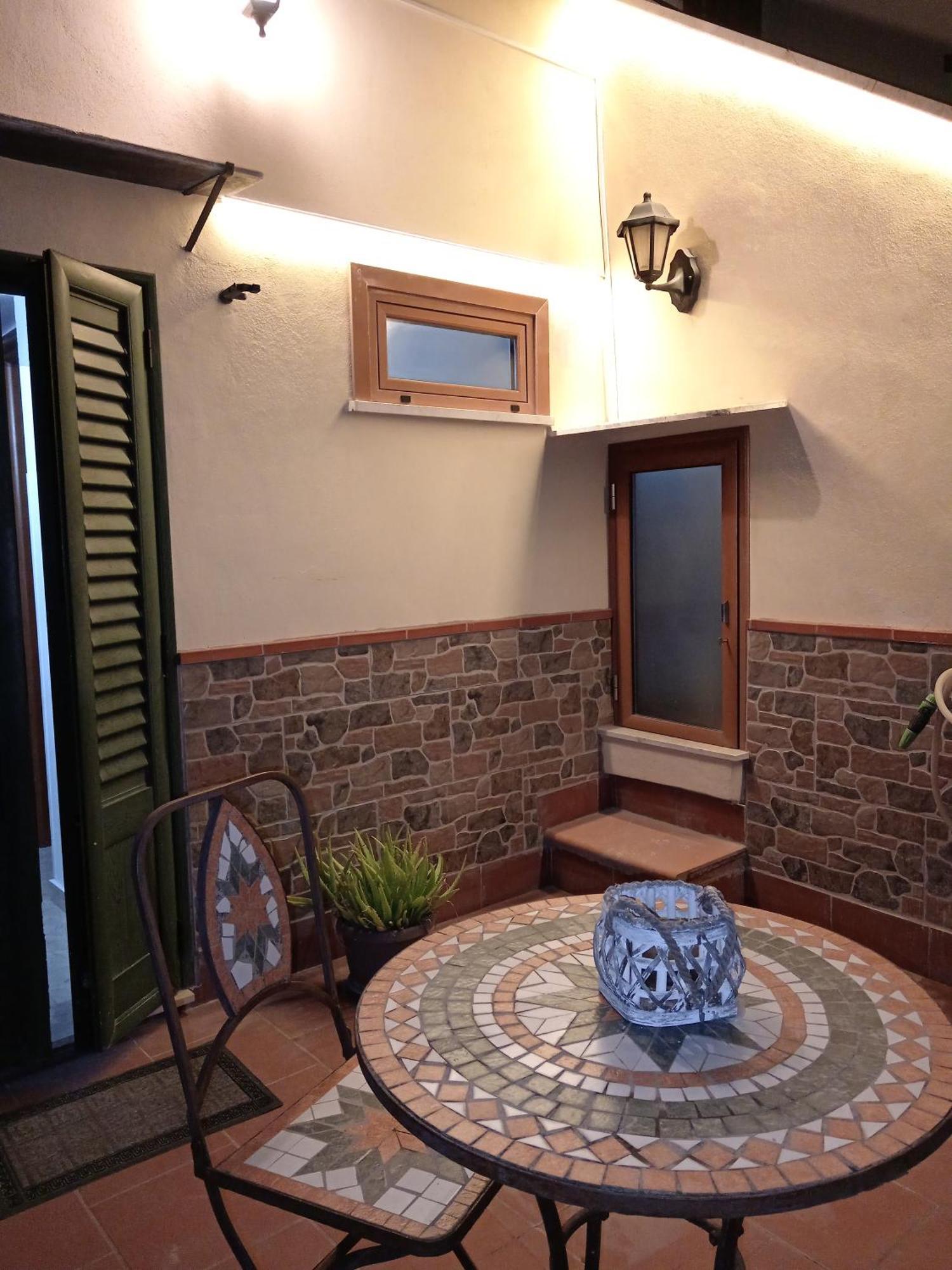 La Casetta Di Gio Gio Appartamento In Centro A มอนเรอาเล ภายนอก รูปภาพ